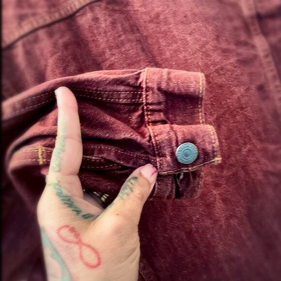 Levi’s Ex-Boyfriend Trucker Jacket Brick Red Wash - Picture 9 of 13